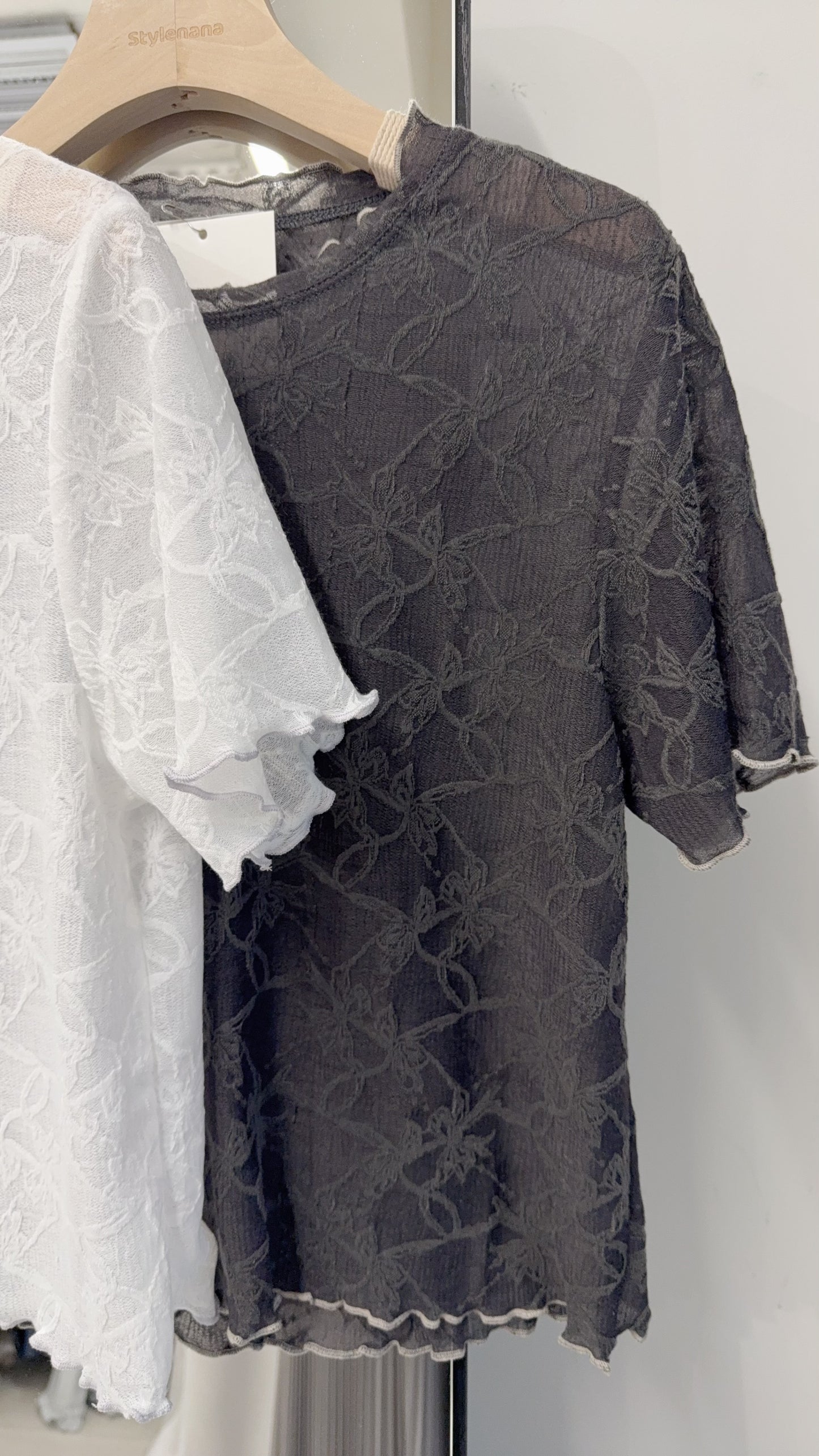 夏季・超薄透視超親膚暗花Tee 2色入 1S10408