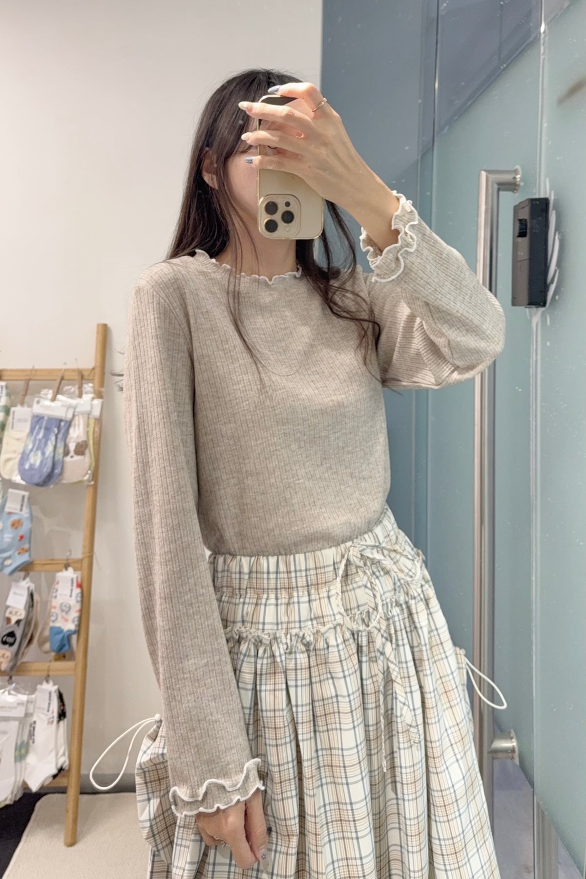 初秋・Ruffles親膚長袖上衣 4色入 1S50925