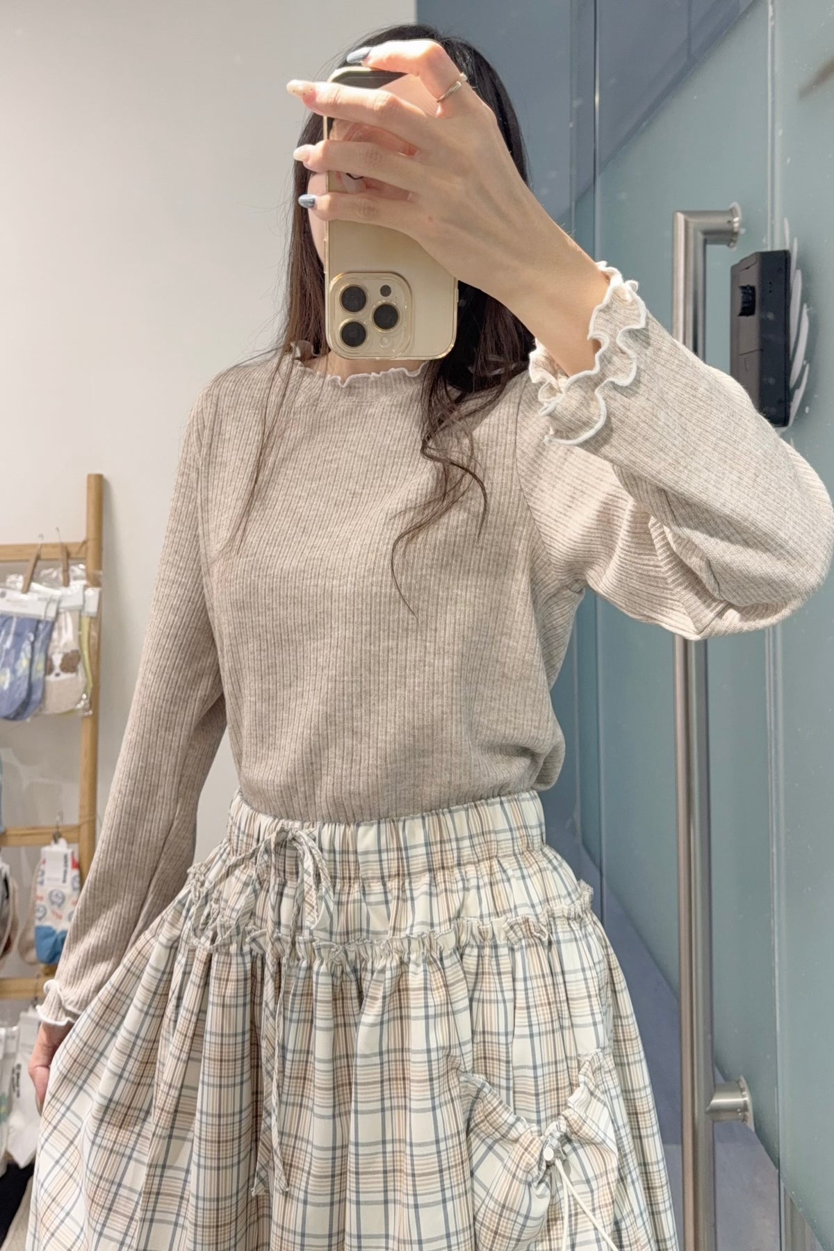 初秋・Ruffles親膚長袖上衣 4色入 1S50925