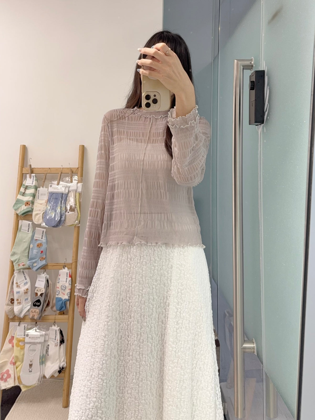 初秋・玻璃透視感紗紗親膚上衣 4色入 1S10932