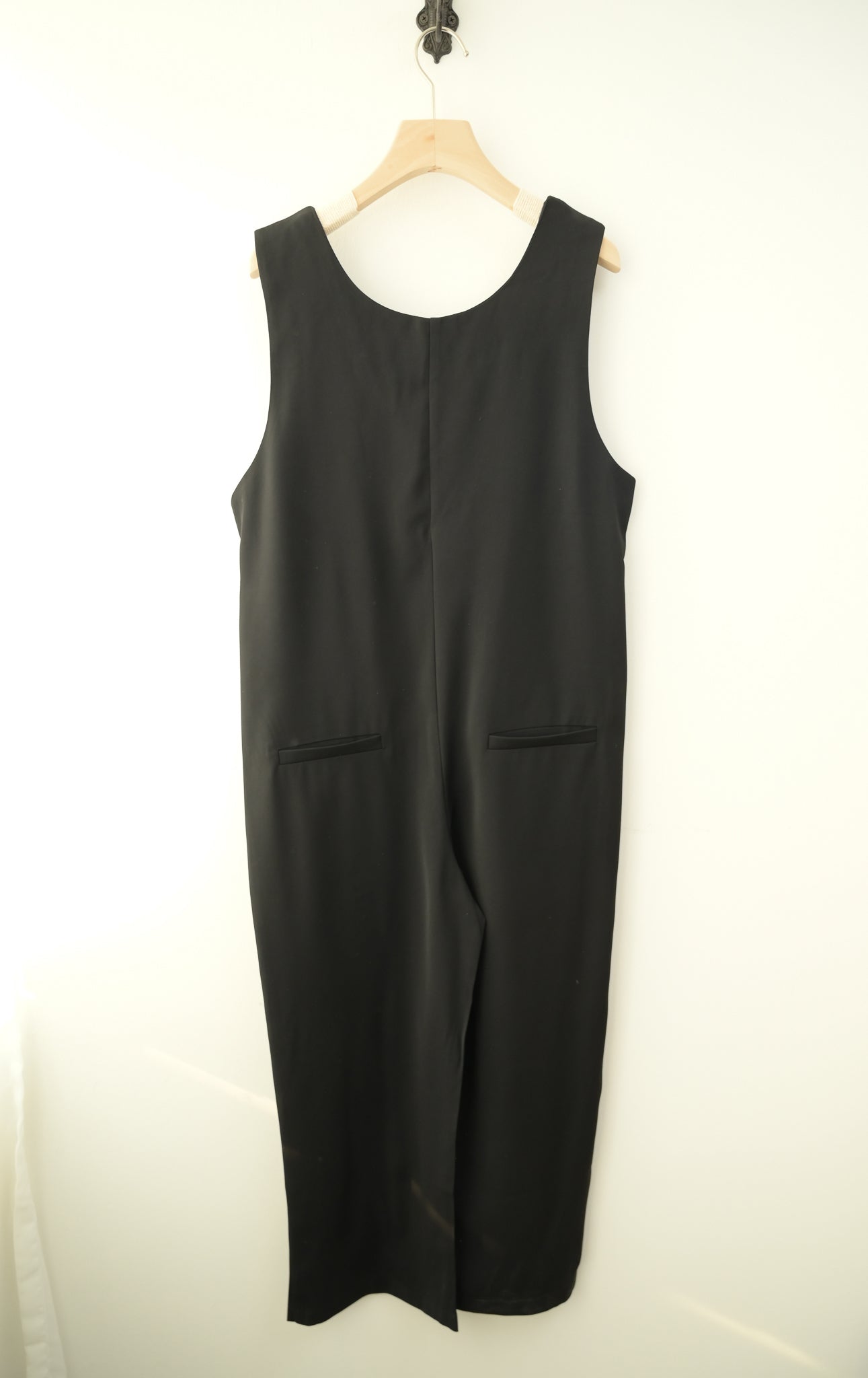 高質滑西裝料Jumpsuit 兩色入